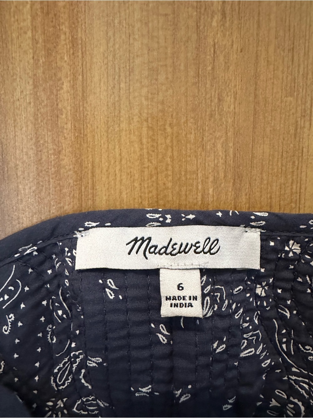 Madewell NWOT Quilted Sweetheart Crop Top, Size 6 - Picture 3 of 7